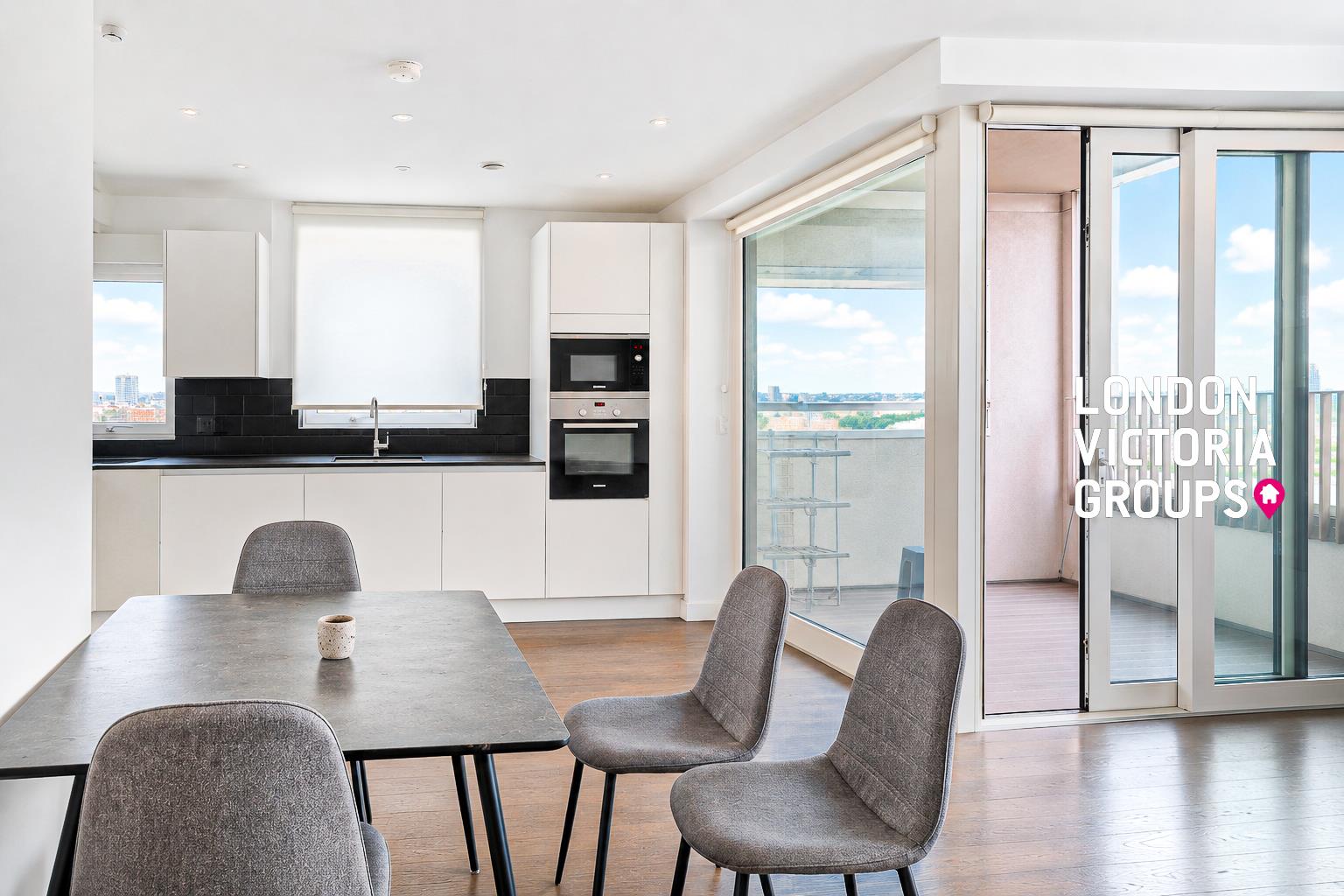 2 bed property in Walton Heights, 143 Walworth Road, London